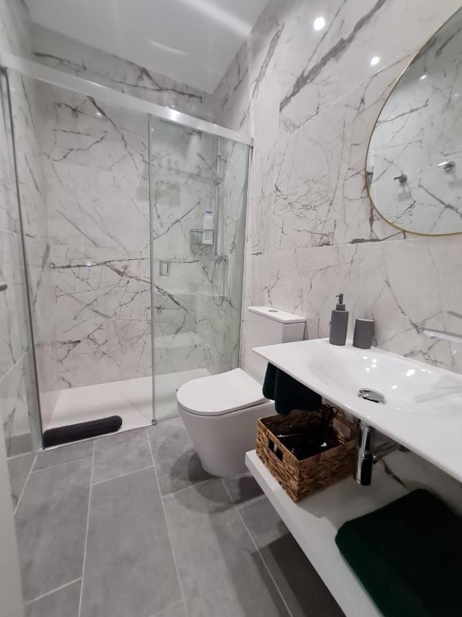 Loftinmalaga Aparthotel Bagian luar foto