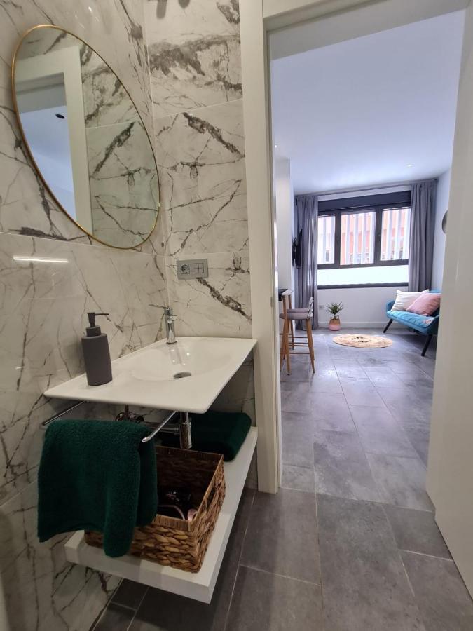 Loftinmalaga Aparthotel Bagian luar foto