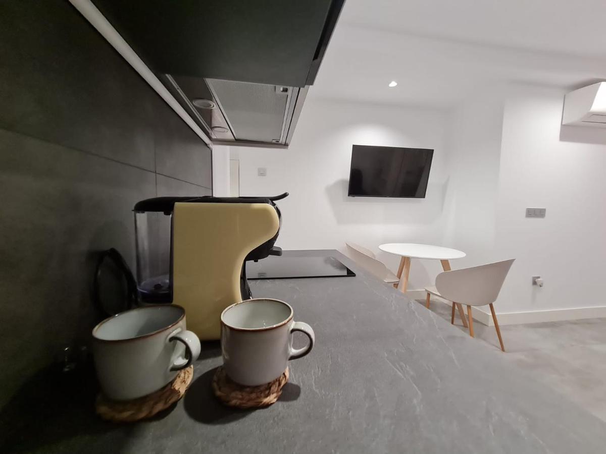 Loftinmalaga Aparthotel Bagian luar foto